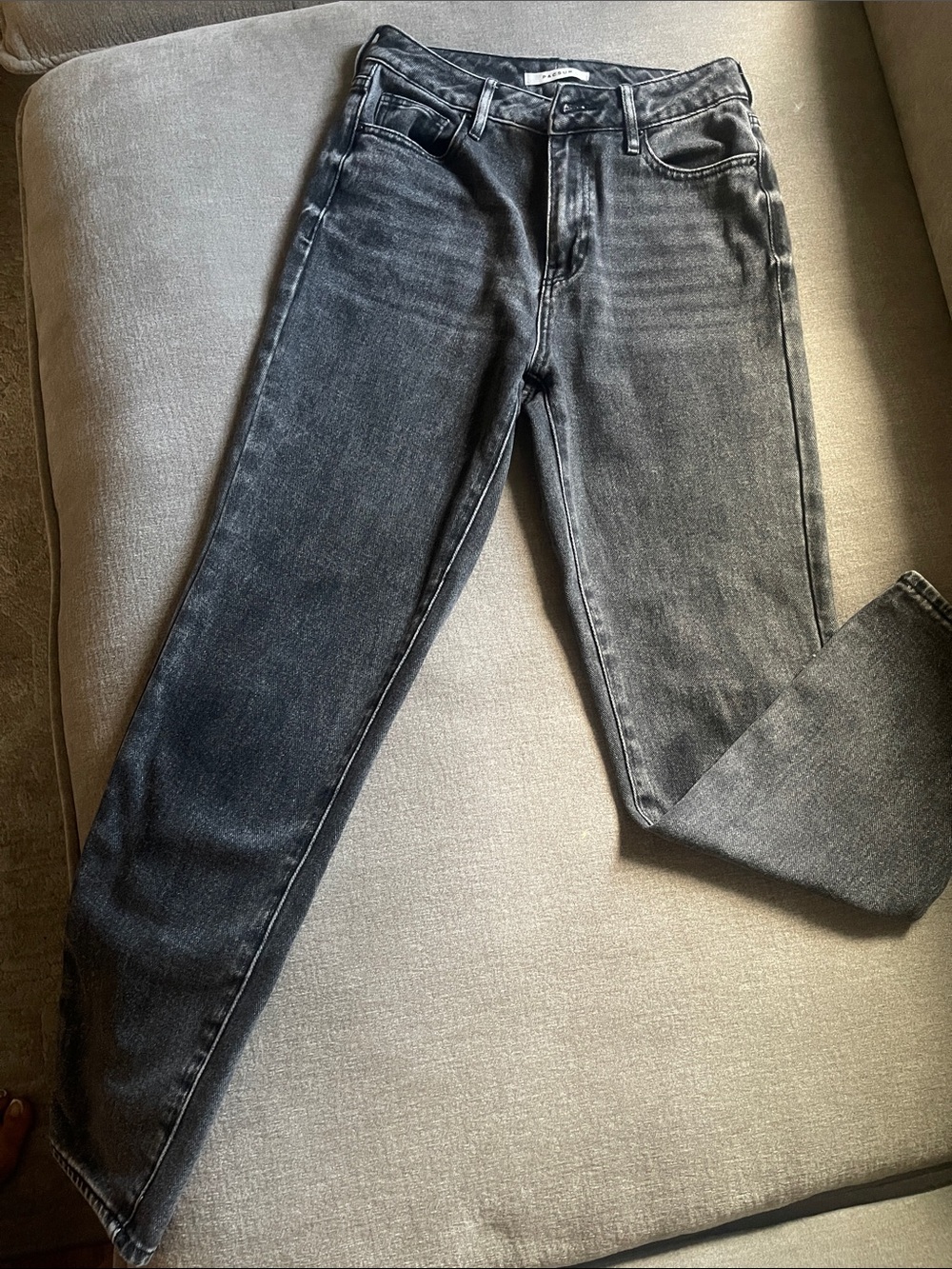 PacSun Straight Leg Jeans in Washed Black Gray